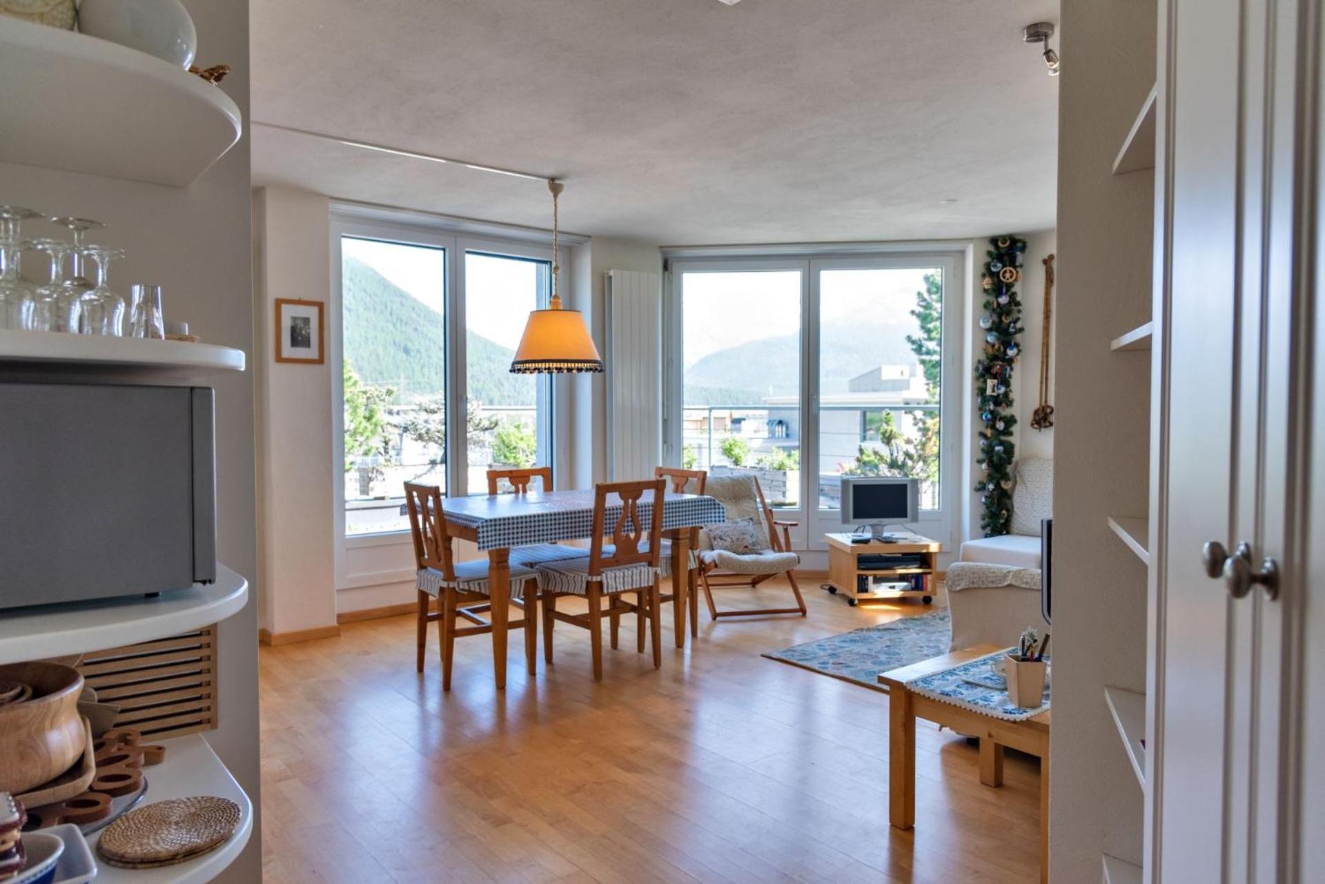 Chesa Quadratscha - Samedan Appartement Buitenkant foto