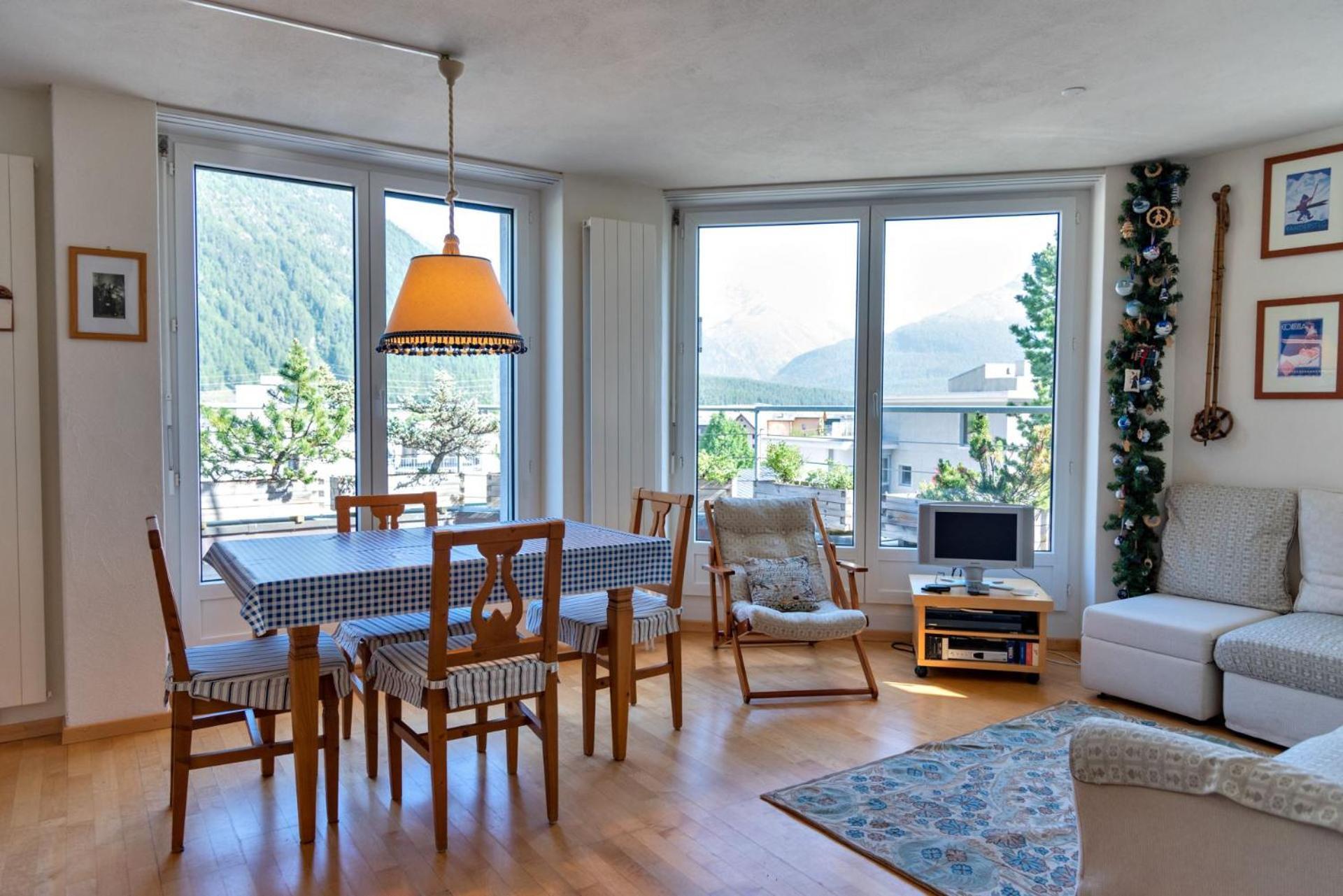 Chesa Quadratscha - Samedan Appartement Buitenkant foto